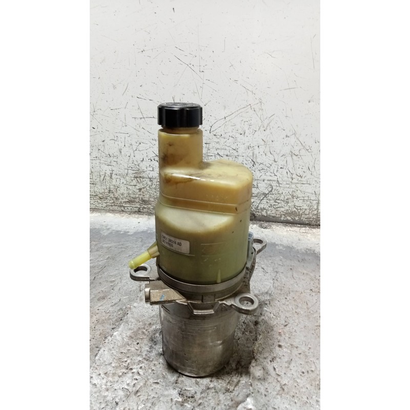 Recambio de bomba direccion para volvo c30 d5 kinetic referencia OEM IAM 5N513K514AD  