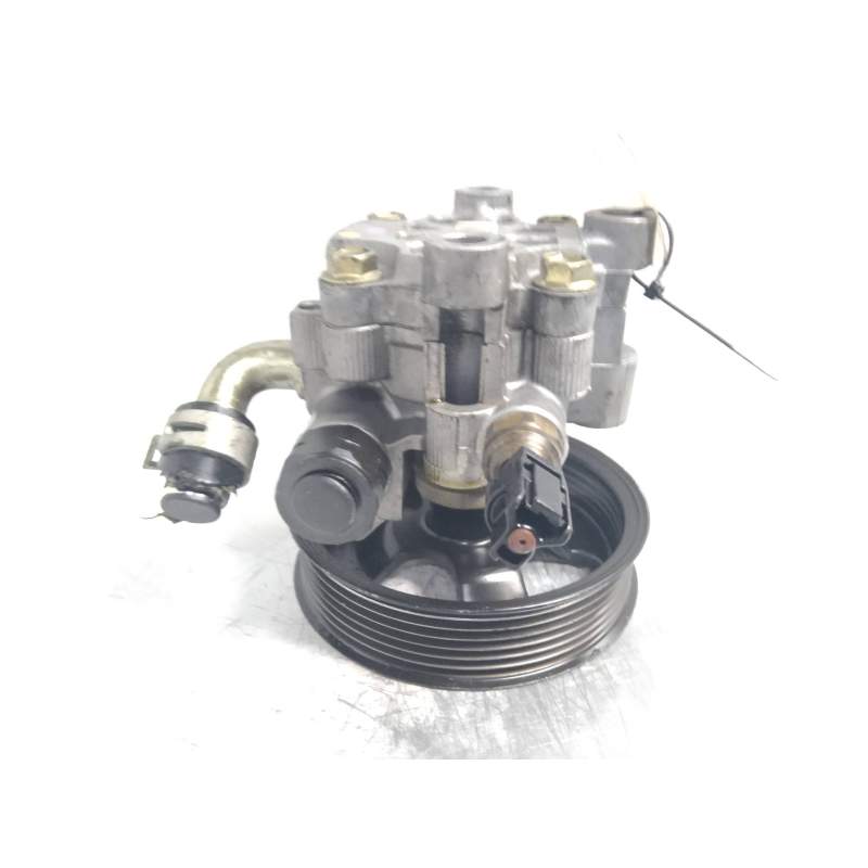 Recambio de bomba direccion para toyota avensis berlina (t25) 2.4 16v cat referencia OEM IAM   