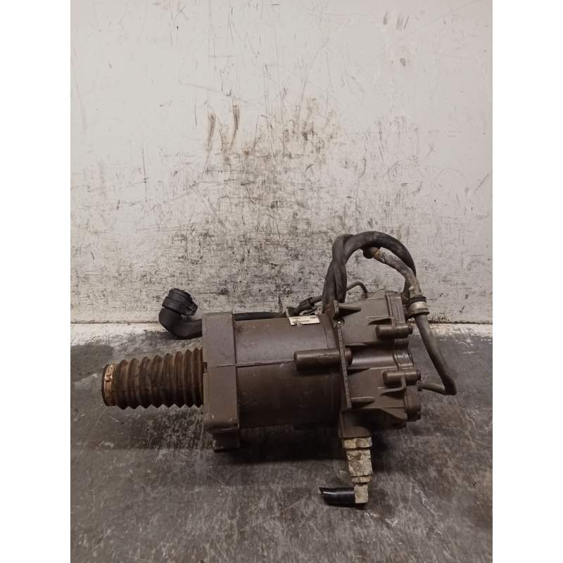 Recambio de bomba embrague para man tgx 18.480 referencia OEM IAM K013727  