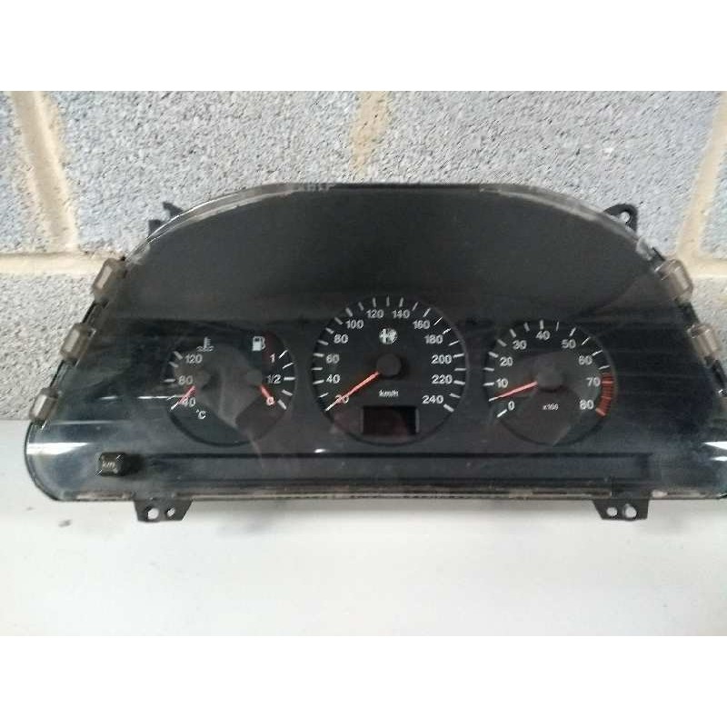 Recambio de cuadro instrumentos para alfa romeo 145 1.7 16v cat referencia OEM IAM   