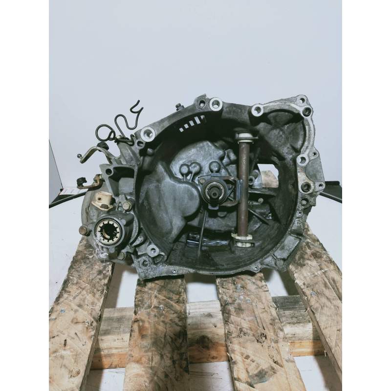 Recambio de caja cambios para citroën xantia berlina 1.9 d x referencia OEM IAM 20CL51 5165464 B 