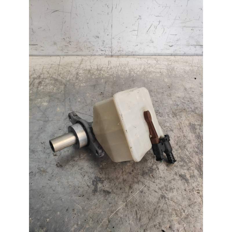 Recambio de bomba freno para peugeot partner kombi premium referencia OEM IAM   