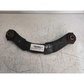 BRAZO SUSPENSION SUPERIOR TRASERO DERECHO 