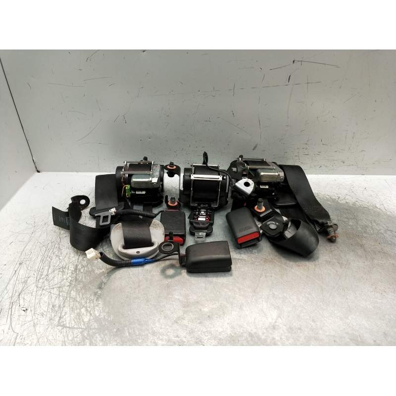 Recambio de juego cinturones trasero para hyundai tucson (tl, tle) 1.7 crdi referencia OEM IAM  5P 2015