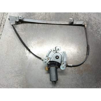 ELEVALUNAS DELANTERO DERECHO 0130821721 5P 1999