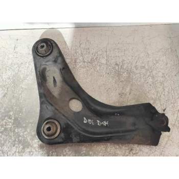 BRAZO SUSPENSION INFERIOR DELANTERO DERECHO 