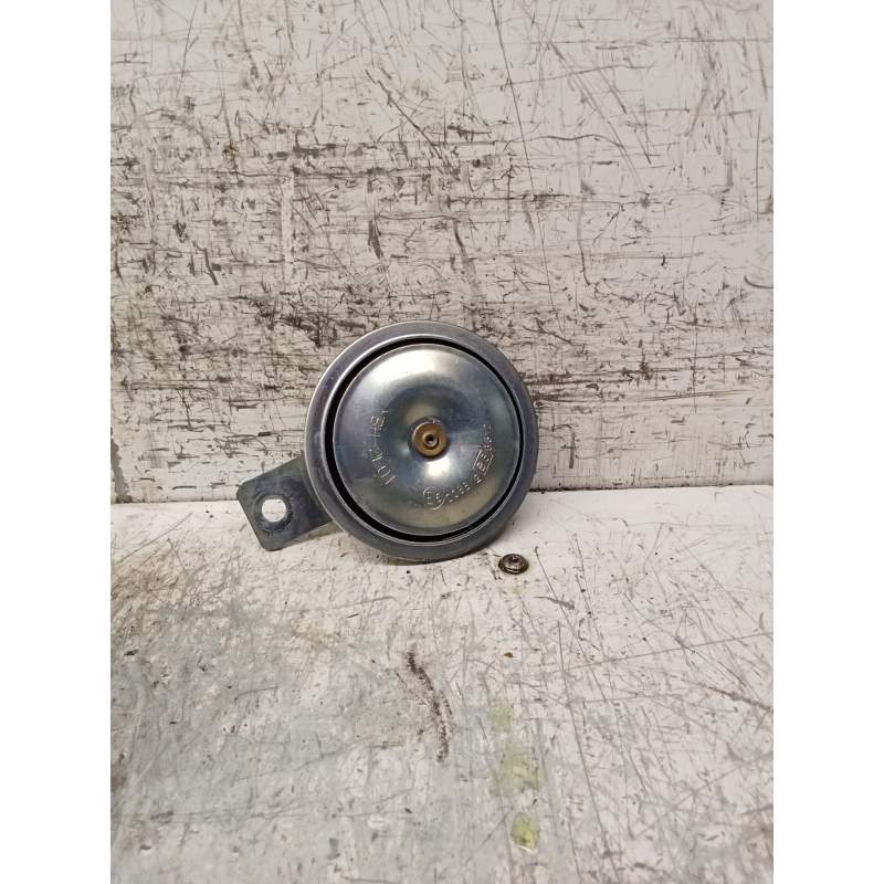 Recambio de claxon para honda cn cn 250 helix (mf02) referencia OEM IAM   