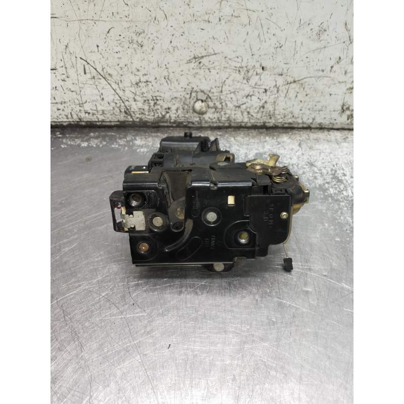 Recambio de motor cierre centralizado delantero derecho para volkswagen new beetle (9c1/1c1) referencia OEM IAM  3P 1998