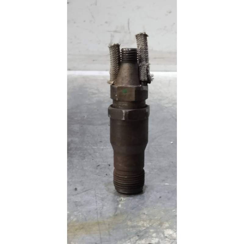 Recambio de inyector para mercedes-benz clase e (w124) berlina d 300 (124.130) referencia OEM IAM KCA27S55 BOSCH 1984