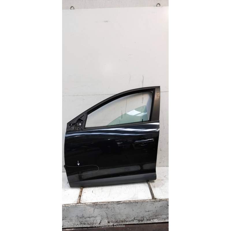 Recambio de puerta delantera izquierda para renault megane iii berlina 5 p dynamique referencia OEM IAM  5P 2012