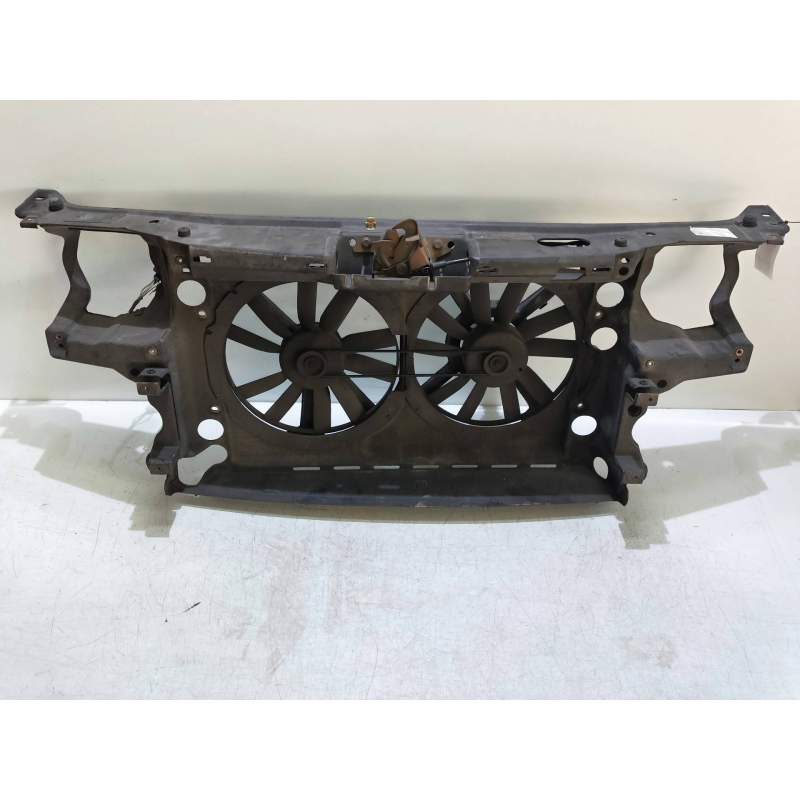 Recambio de panel frontal para volkswagen vento (1h2) referencia OEM IAM   1991