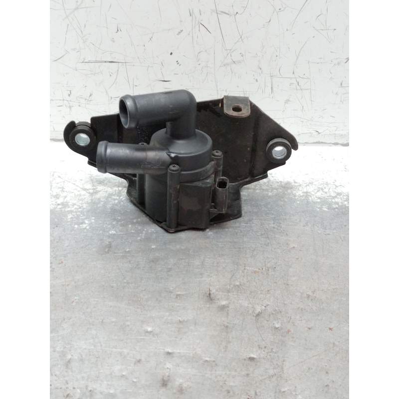 Recambio de bomba agua para citroën c-zero referencia OEM IAM 7806A066 705683000 