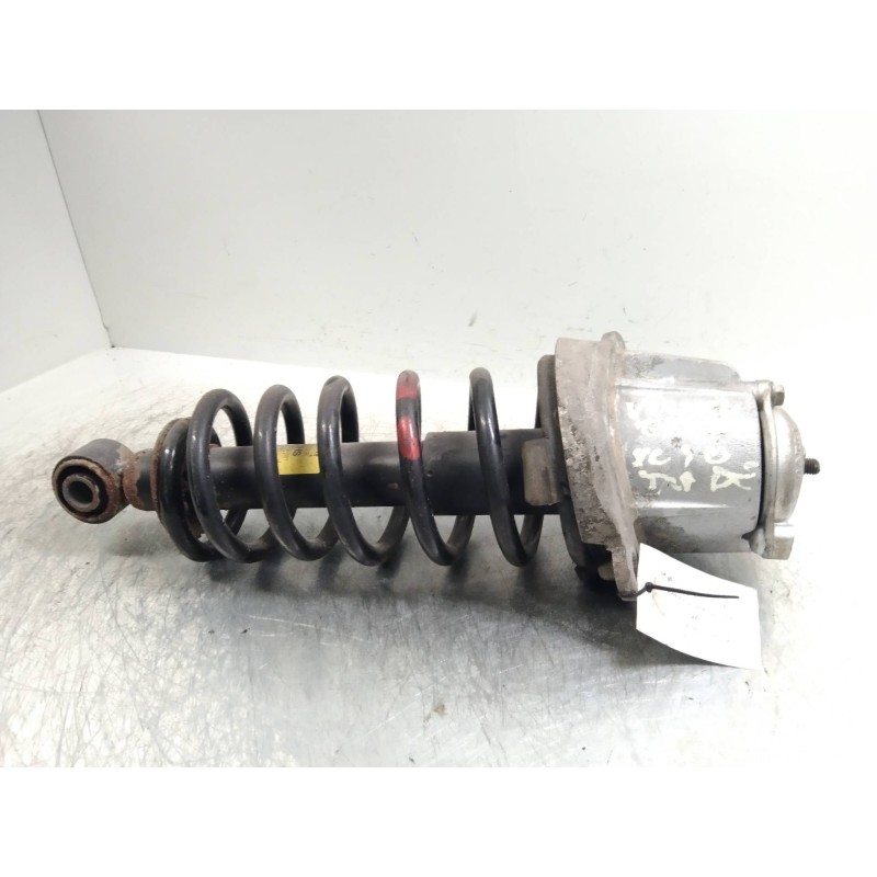 Recambio de amortiguador trasero derecho para volvo xc70 2.5 20v turbo cat referencia OEM IAM 8671713B  