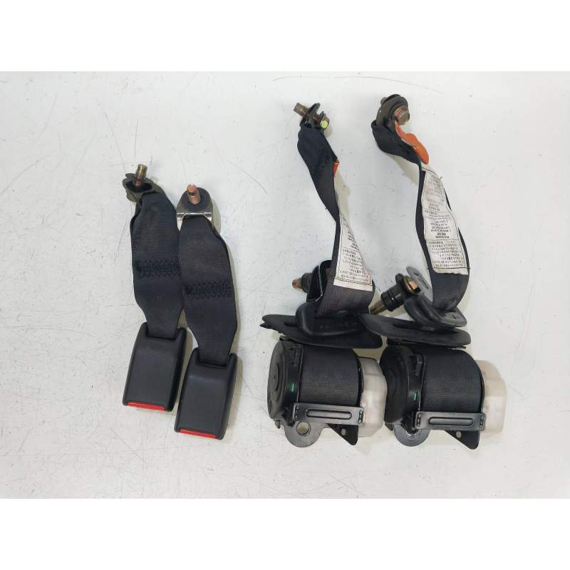 Recambio de juego cinturones trasero para nissan 200 sx (s14) referencia OEM IAM   2P