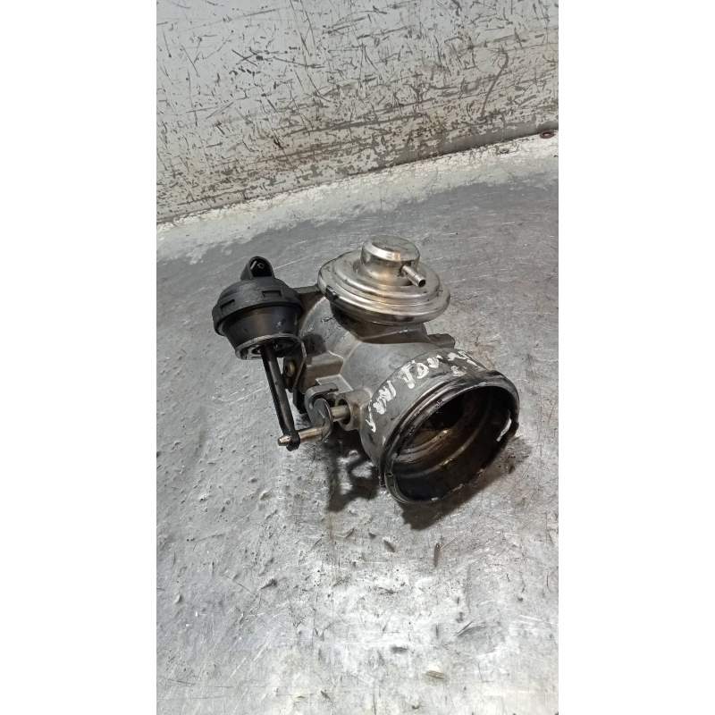 Recambio de valvula egr para volkswagen touareg (7la) tdi r5 referencia OEM IAM 070128073  