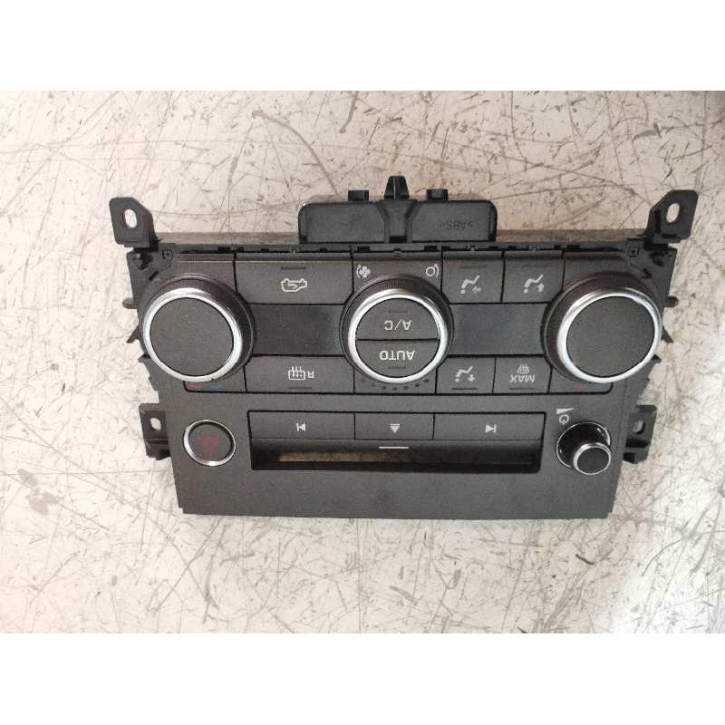 Recambio de mando calefaccion / aire acondicionado para land rover evoque 2.2 td4 cat referencia OEM IAM BJ3214C239AC  