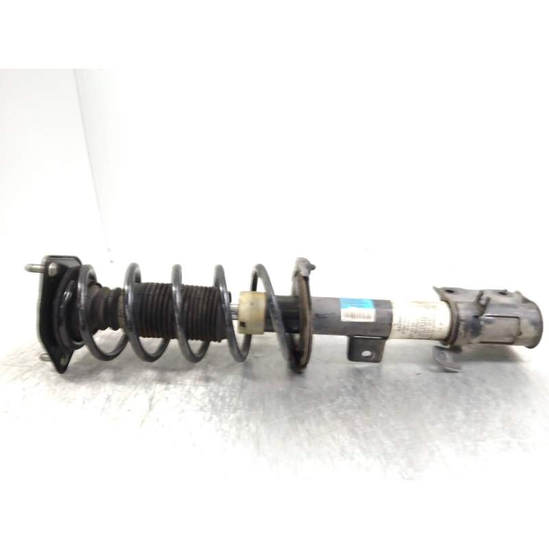 Recambio de amortiguador delantero derecho para smart forfour básico (70kw) referencia OEM IAM A4543201430  
