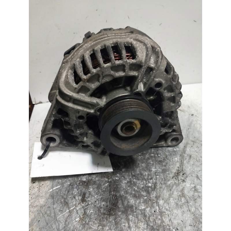 Recambio de alternador para opel corsa c cosmo referencia OEM IAM 0124425021  