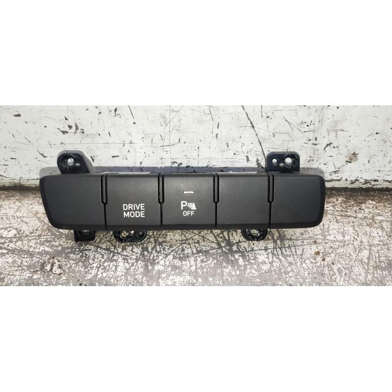 Recambio de mando multifuncion para hyundai i20 klass referencia OEM IAM 299223286  2020