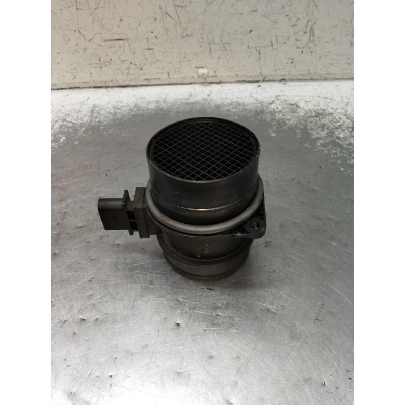 Recambio de caudalimetro para volkswagen passat berlina (3c2) advance referencia OEM IAM 0281002735 03G906461C 2005