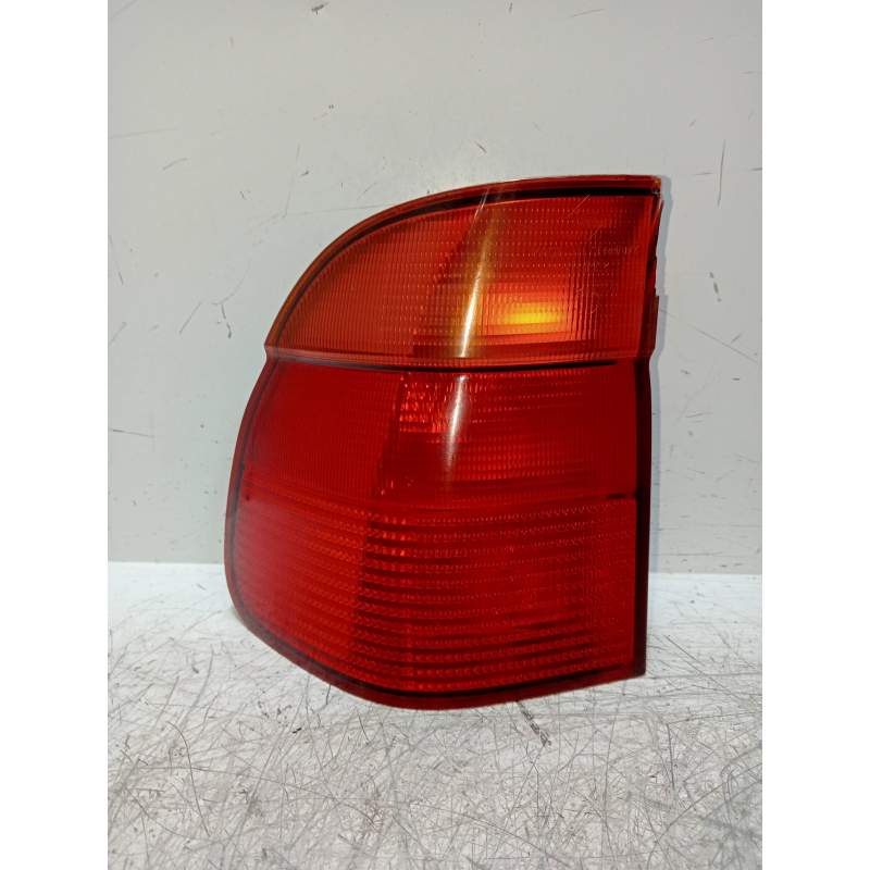 Recambio de piloto trasero izquierdo para bmw serie 5 touring (e39) 530d referencia OEM IAM 8361671 RANCHERA 