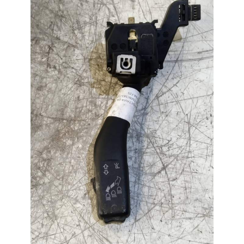 Recambio de mando luces para skoda octavia berlina (1z3) active referencia OEM IAM 1KO953513F  2004