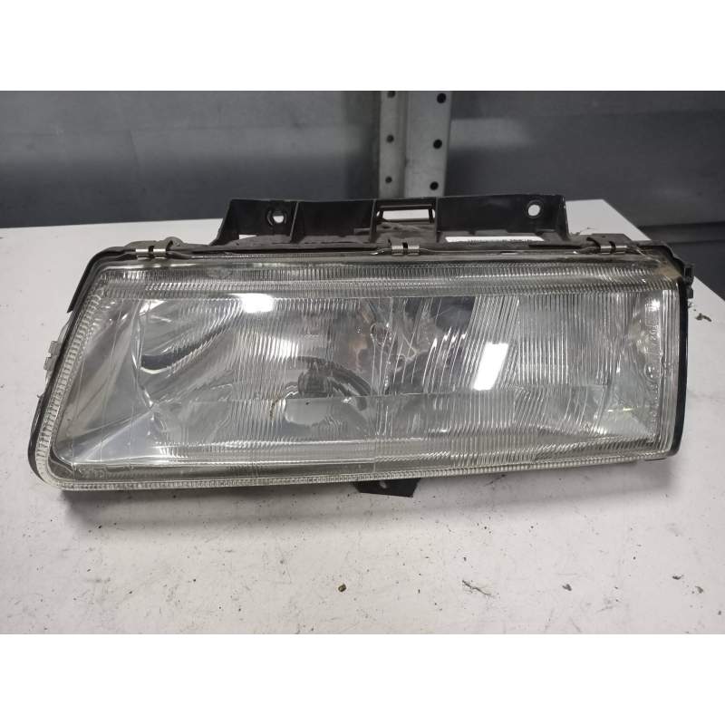 Recambio de faro izquierdo para citroën xantia berlina 1.6 tentation referencia OEM IAM  93 