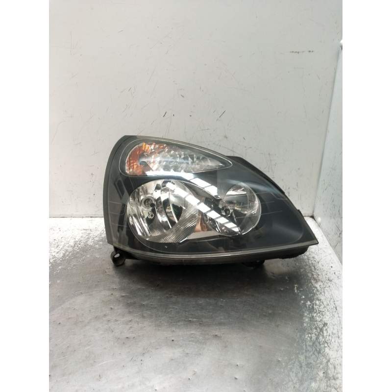 Recambio de faro derecho para renault clio ii (bb_, cb_) 1.5 dci (b/cb08) referencia OEM IAM   2001