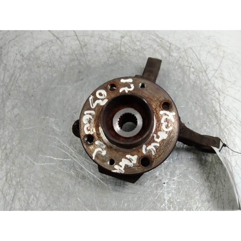 Recambio de mangueta delantera izquierda para nissan kubistar (x76) 1.2 cat referencia OEM IAM   