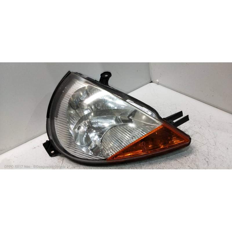 Recambio de faro derecho para ford ka (ccq) básico referencia OEM IAM 67724925 97KG13005SAM 1999