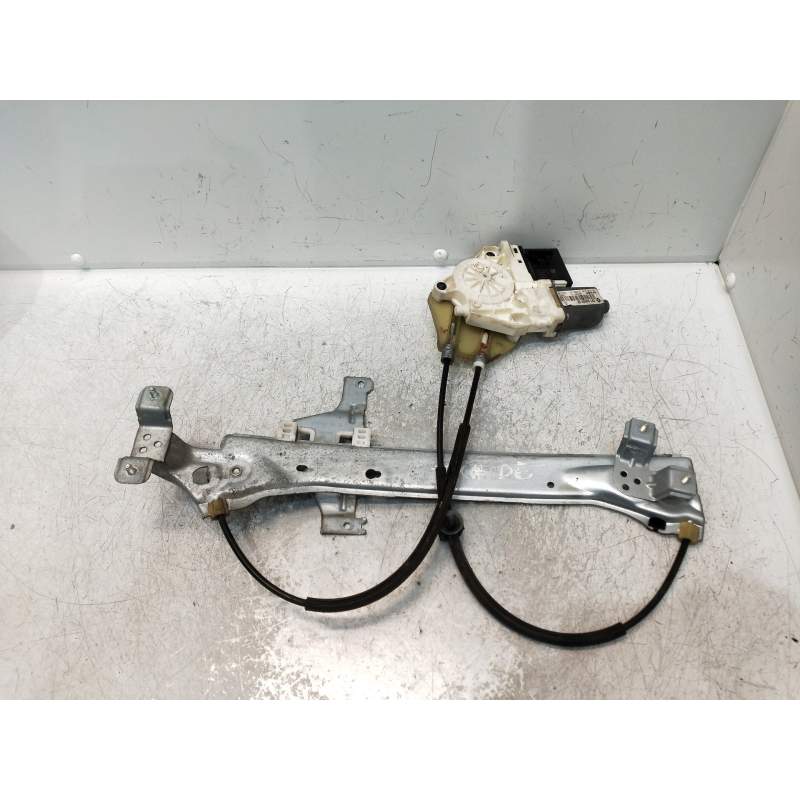 Recambio de elevalunas trasero derecho para renault megane iii sport tourer dynamique referencia OEM IAM 827200008 5P 2008