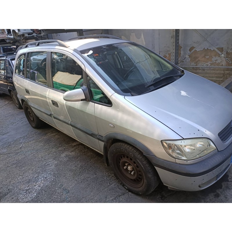 opel zafira a del año 2000