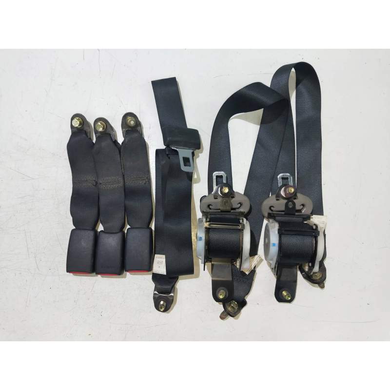 Recambio de juego cinturones trasero para nissan pick-up (d22) cabina doble challenge 4x4 referencia OEM IAM   4P