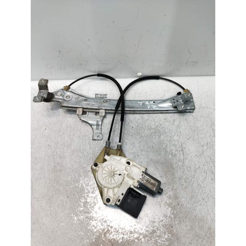 Recambio de elevalunas trasero izquierdo para renault megane iii sport tourer dynamique referencia OEM IAM 827210008R 5P 2008