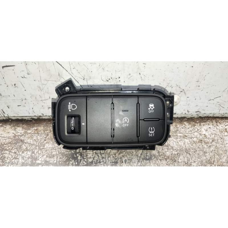 Recambio de mando multifuncion para hyundai i20 klass referencia OEM IAM 93700Q0010NNB  2020