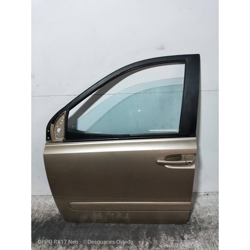 Recambio de puerta delantera izquierda para kia carnival ii 2.9 crdi lx referencia OEM IAM   5P