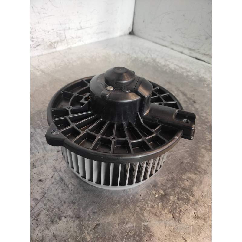 Recambio de motor calefaccion para mitsubishi grandis (na0w) 2.0 di-d inform referencia OEM IAM 1940001610  