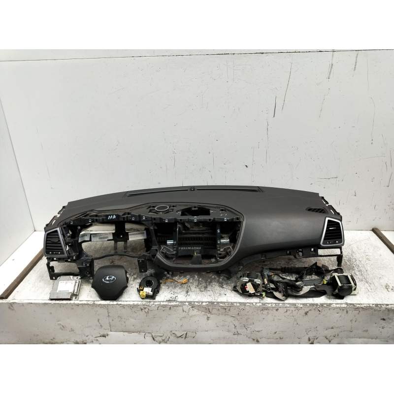 Recambio de kit airbag para hyundai tucson (tl, tle) 1.7 crdi referencia OEM IAM 95910D7230 63585680 2015