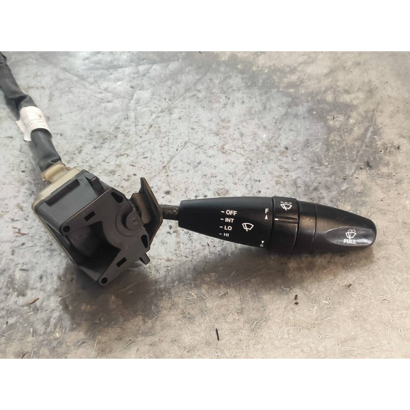 Recambio de mando limpia para ssangyong musso 2.9 tdi lux referencia OEM IAM   