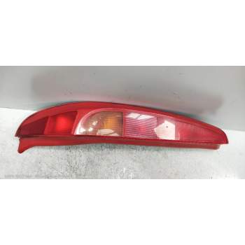 PILOTO TRASERO IZQUIERDO 465237720 5P 1999