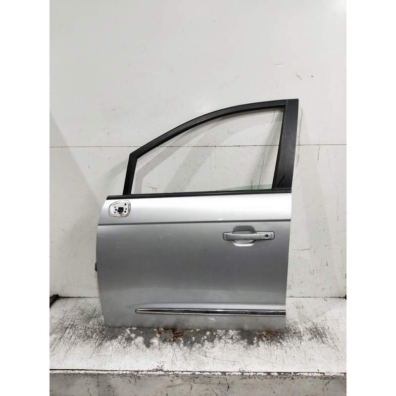 Recambio de puerta delantera izquierda para ssangyong rodius xdi referencia OEM IAM  5P 2005