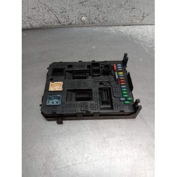 CAJA RELES / FUSIBLES 281197595 16HDI 2007
