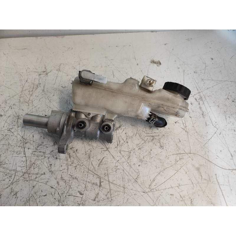 Recambio de bomba freno para toyota auris luna referencia OEM IAM 248721B 6402121 2006