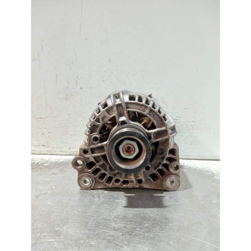 Recambio de alternador para volkswagen polo iv (9n_, 9a_) 1.4 16v referencia OEM IAM 112274 14G 2005