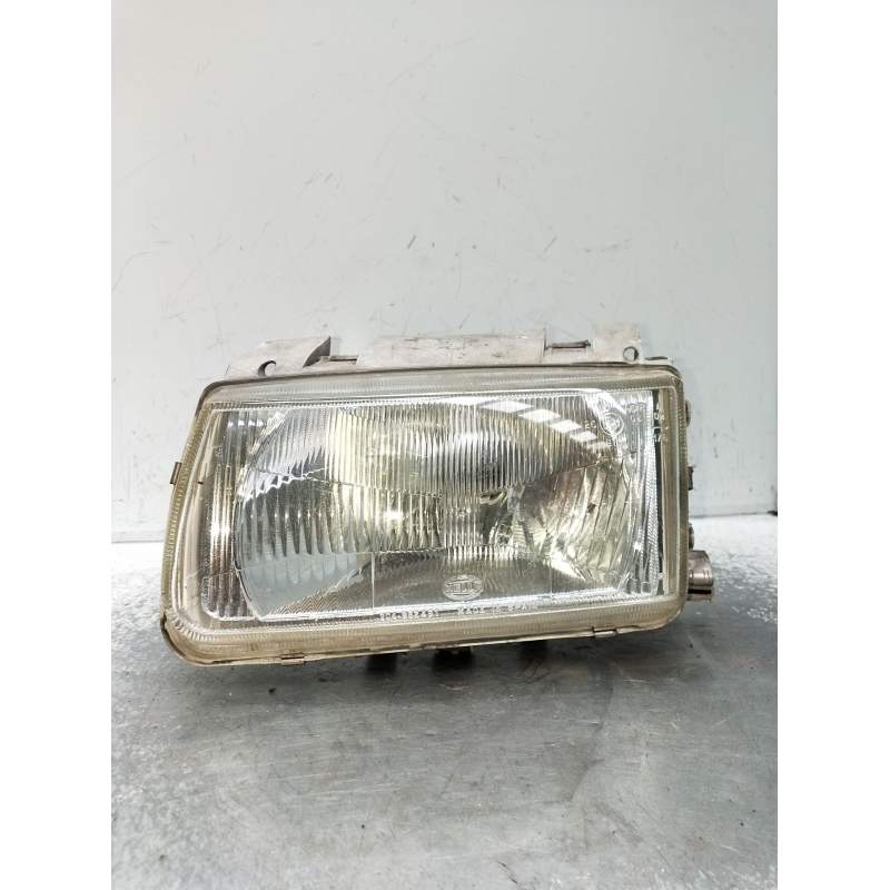 Recambio de faro izquierdo para volkswagen polo iii (6n1) 60 1.4 referencia OEM IAM 96249500  