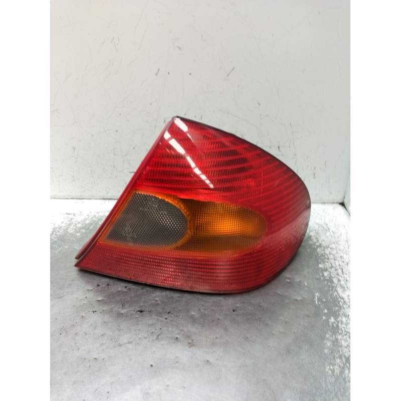 Recambio de piloto trasero derecho para ford mondeo ii sedán (bfp) 2.0 i referencia OEM IAM   1997