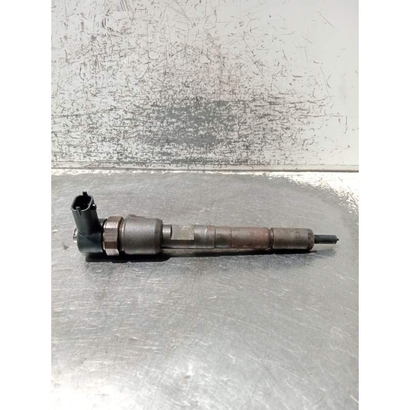 Recambio de inyector para opel combo furgoneta/monovolumen 1.3 cdti 16v referencia OEM IAM 0445110083 BOSCH 