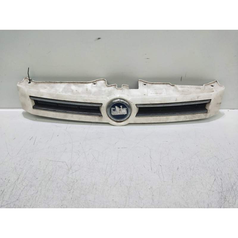 Recambio de rejilla delantera para fiat panda (169) 1.3 jtd cat referencia OEM IAM   