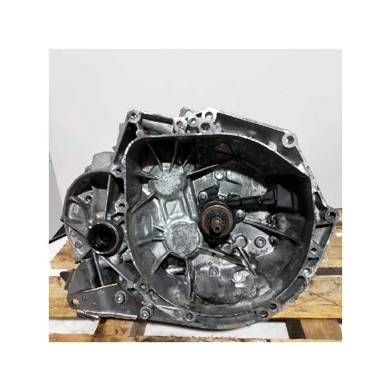 Recambio de caja cambios para peugeot 308 sw style referencia OEM IAM 20EA47 2628079 6V