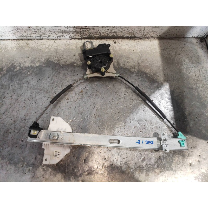 Recambio de elevalunas delantero izquierdo para kia rio (yb) attract referencia OEM IAM 82450H8010  